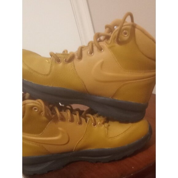 Nike Youth Manoa Leather Boots BQ5372-700 6Y / Womens 7.5 Wheat Black - Picture 12 of 14